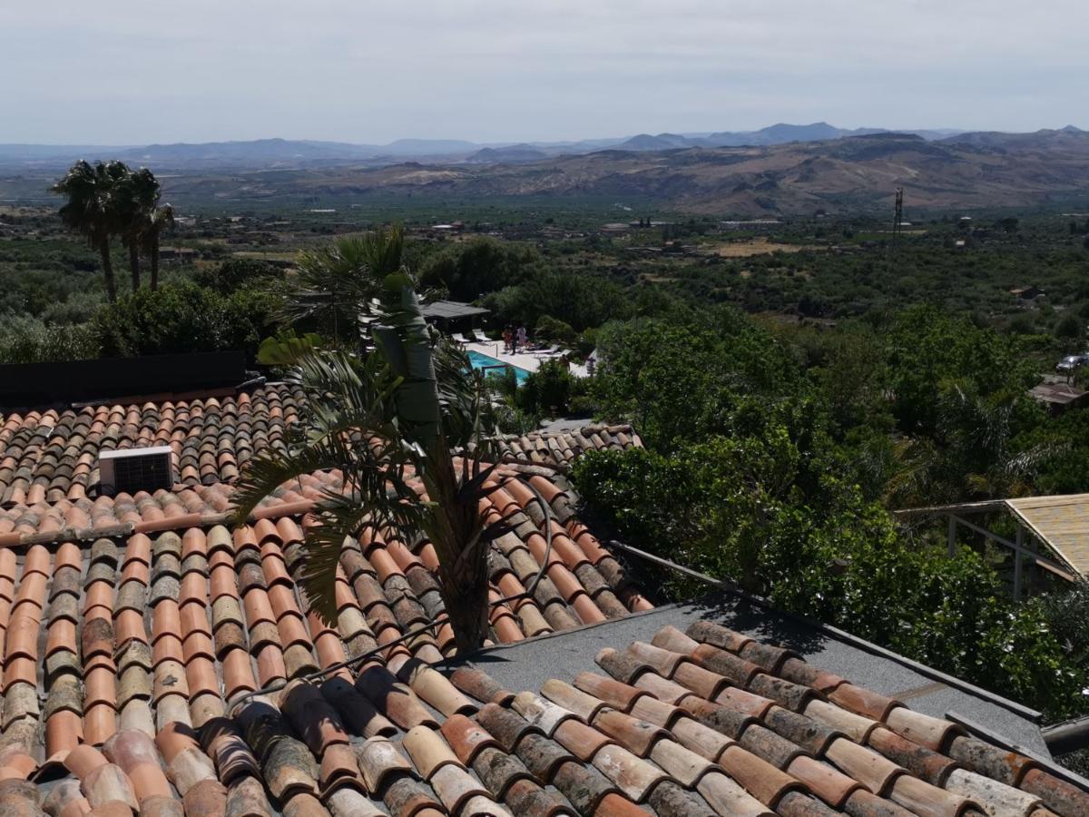 La Fattoria Dei Nonni Hostal Paterno  Exterior foto